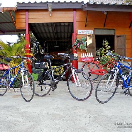 Swiss Ticino Guesthouse & Restaurant Mae Wang Екстер'єр фото